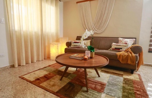 Colonia Adolfo Lopez Mateos House | Casa Belcher