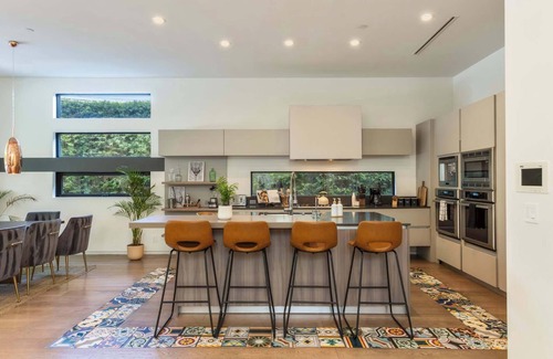 Mid-Wilshire House | Casa Bella by Oraklus
