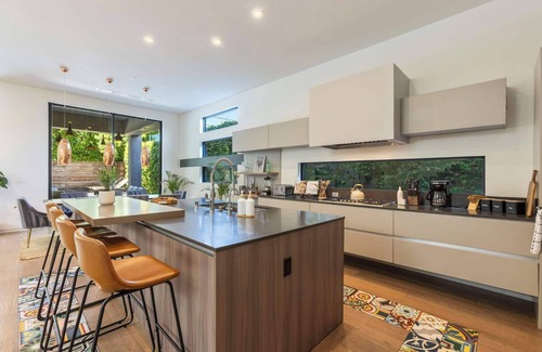 Mid-Wilshire House | Casa Bella by Oraklus