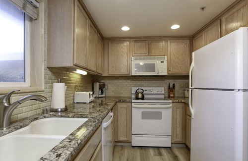 Downtown Condo | Casa Bella Complex # 307