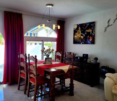 El Faro House | Casa Bella