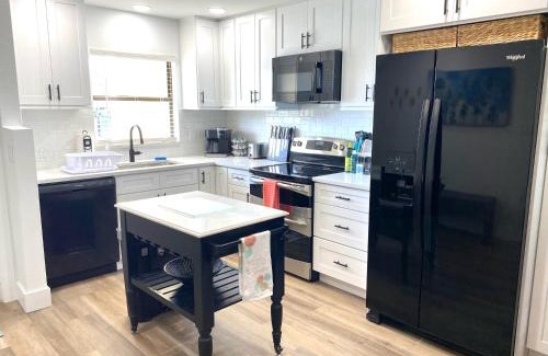 Iona Apartment | Casa Bella: Great location for a Beach Vacation