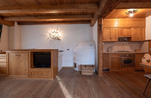 San Vito di Cadore Apartment | Casa Belvedere 1 with Dolomites view