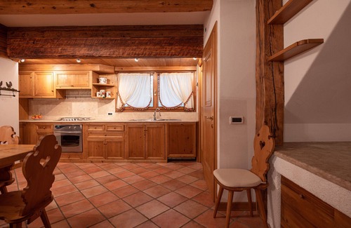 San Vito di Cadore Apartment | Casa Belvedere 1 with Dolomites view