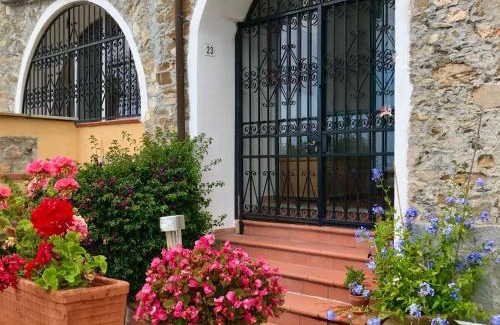 Diano San Pietro Apartment | Casa Belvedere