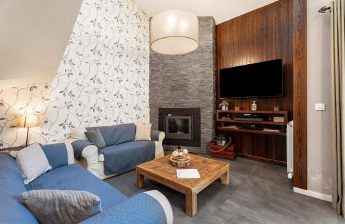 Gavin House | Casa Biescas