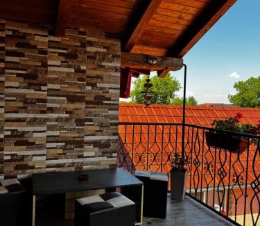 Cartisoara House | Casa Blendea Daniela