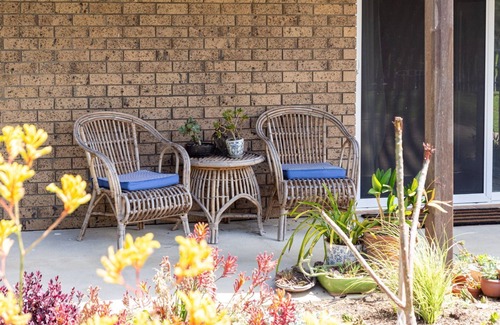 Culburra Beach House | Casa Blu – steps from Culburra Beach's blue waters