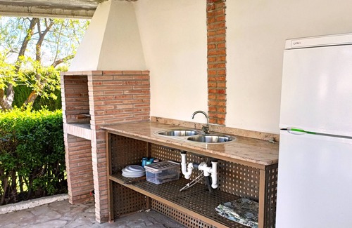 Pozo Alcon Villa | Casa Bodeguilla con piscina privada cubierta o abierta según época del año