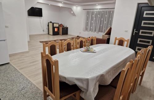 Borsa Villa | Casa Bogdan