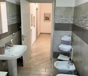 Piazza-Tralia-Pendolo Apartment | Casa Bruna Tettoia