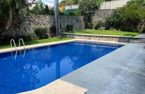 Tres de Mayo House | Casa Bugambilia