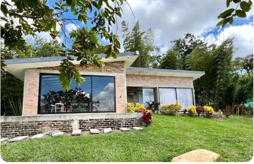 Yotoco House | Casa campestre Lago Calima