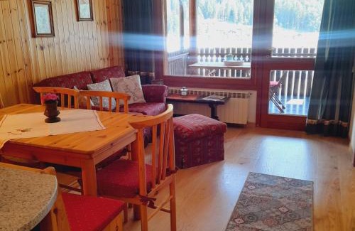 Madonna di Campiglio Apartment | Casa Campiglio Centro Piano Alto con Vista