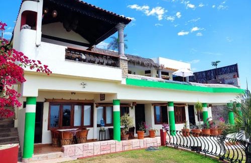Manzanillo House | Casa Cangrejos
