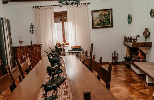 Villatobas House | Casa Capricho del Destino