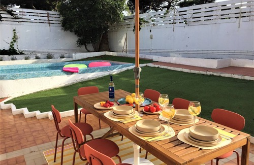 Costa de Caparica House | Casa Capuchos. Close to Lisbon with Ocean View