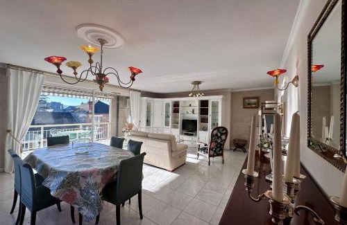 Brive-la-Gaillarde Apartment | Casa Cardinal-Grand T3 secteur HôpitalCentreVille