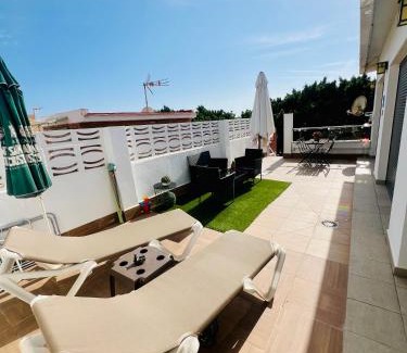 Playas del Palo Apartment | Casa Carmen Ático Primera linea de playa