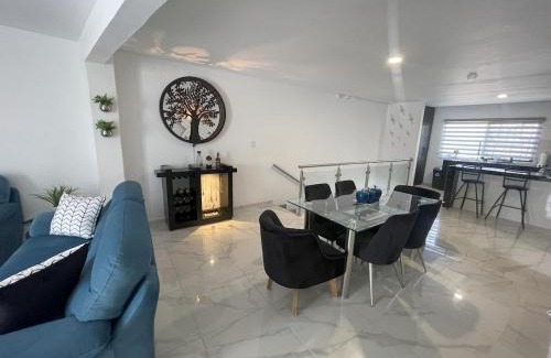 Guadalajara Municipality House | Casa Carolina Remodeled Home