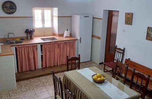 El Coronil Cottage | Casa Castillo de Las Aguzaderas for 14 people