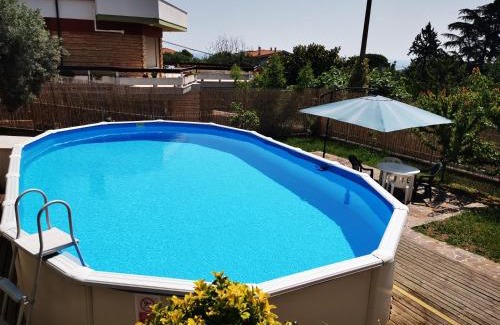 Pescara Apartment | Casa Cavallaro con Piscina estiva, giardino e parcheggio