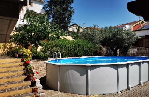 Pescara Apartment | Casa Cavallaro con Piscina estiva, giardino e parcheggio