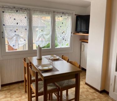 Civenna Apartment | Casa CINZIA