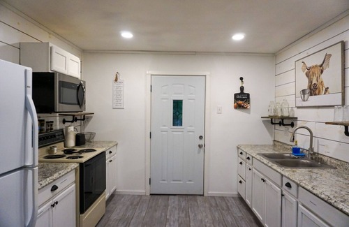 New Braunfels House | Casa Comal, A cozy small town escape!