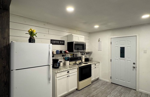 New Braunfels House | Casa Comal, A cozy small town escape!