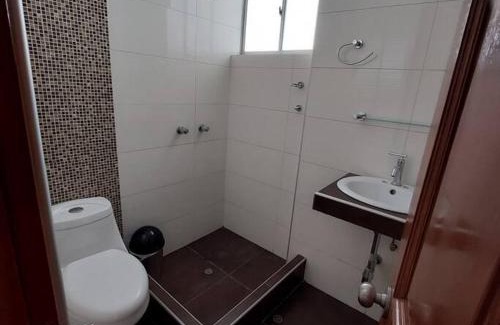 Ayacucho House | Casa completa, 5 dormitorios y jardín