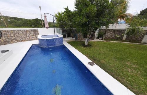 Tequesquitengo House | Casa con acceso al lago
