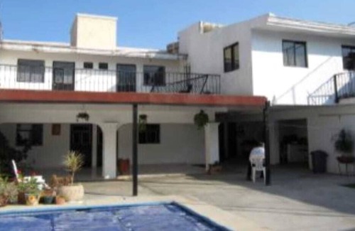 Zapopan House | Casa con Alberca a 5 min Estadio Chivas