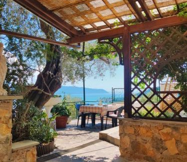 Fezzano House | Casa con Giardino e Vista Mare