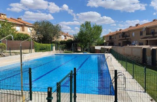 Arges House | Casa con Jardín entre Toledo y Puy du Fou