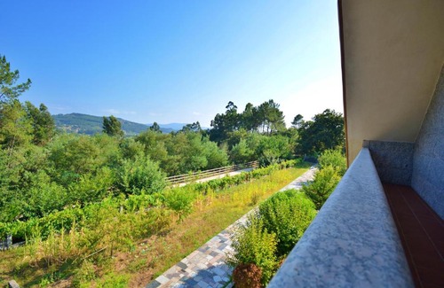 Caldas de Reis House | Casa con jardín próxima a Vilagarcía de Arousa