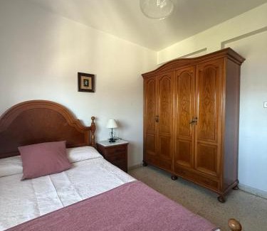 Raxo Apartment | Casa con jardín y bajada al mar en Raxó