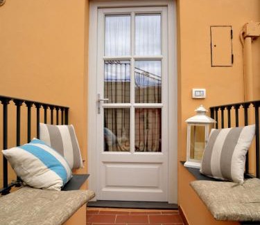 Diano San Pietro House | casa con mini piscina, giardino e area giochi per bambini