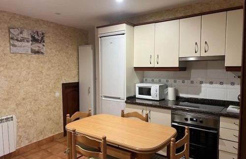 Betanzos Old Town House | Casa con terraza en el casco