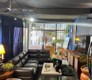 Hidalgo Hotel | Casa Conicarit