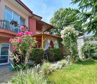 Eforie Nord House | Casa Constantin si Elena (Adults only)