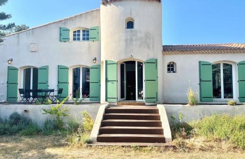 Cornillon-Confoux Apartment | Casa Corniou - Calme, Village Provençal, 3 chambres, 2 SDB, 8 personnes