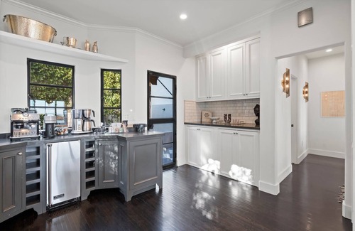 Hollywood Hills West House | Casa Cortona by Stay Awhile Villas
