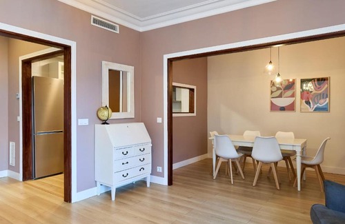 L'Antiga Esquerra de l'Eixample Apartment | Casa Cosi - Casanova 6