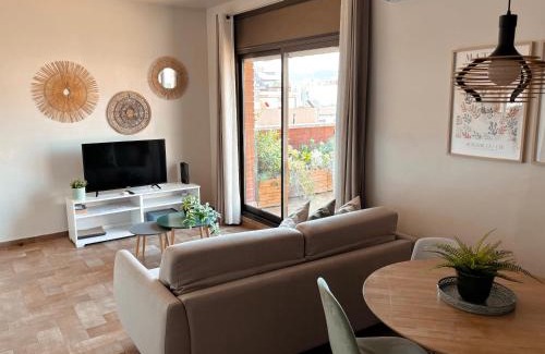 el Camp d'en Grassot i Gracia Nova Apartment | Casa Cosi - Industria