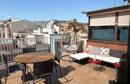 el Camp d'en Grassot i Gracia Nova Apartment | Casa Cosi - Industria