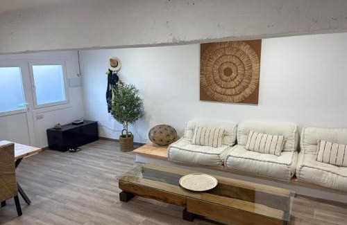 Outes House | Casa Cosmeiro
