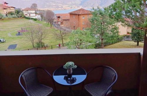 Lovere House | Casa Criss