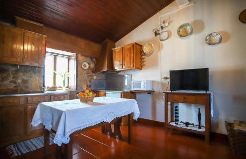 Sortelha House | Casa Da Calçada - Turismo Sortelha