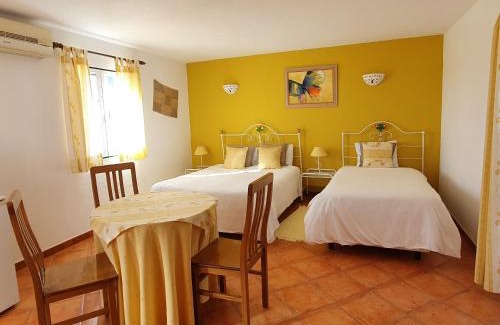 Loule Cabin | Casa da Mae